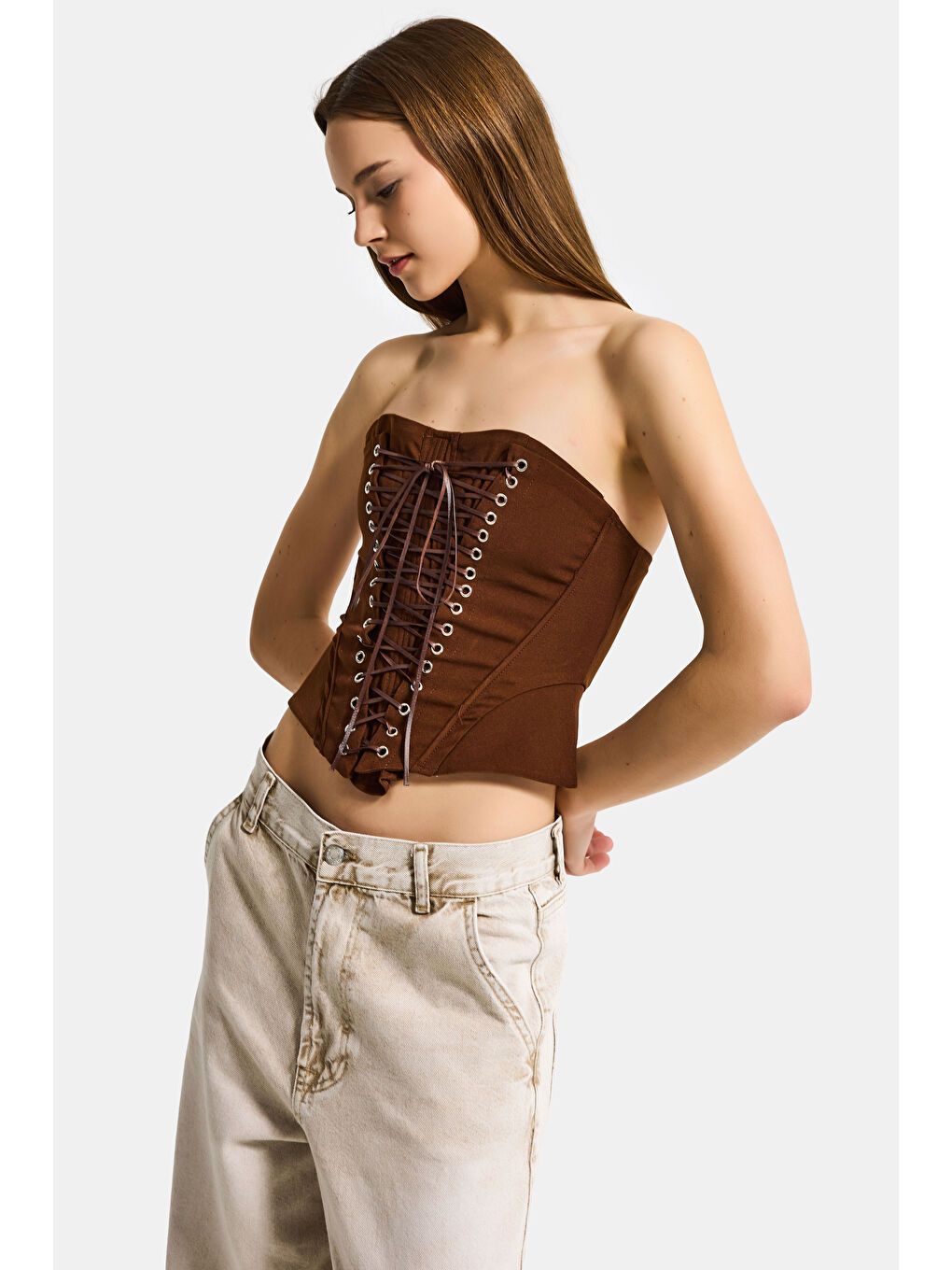 Kadın Kahverengi w5 Crop Kuş Gözü ve Bağcık Detaylı Straplez Özel Tasarım Büstiyer-5