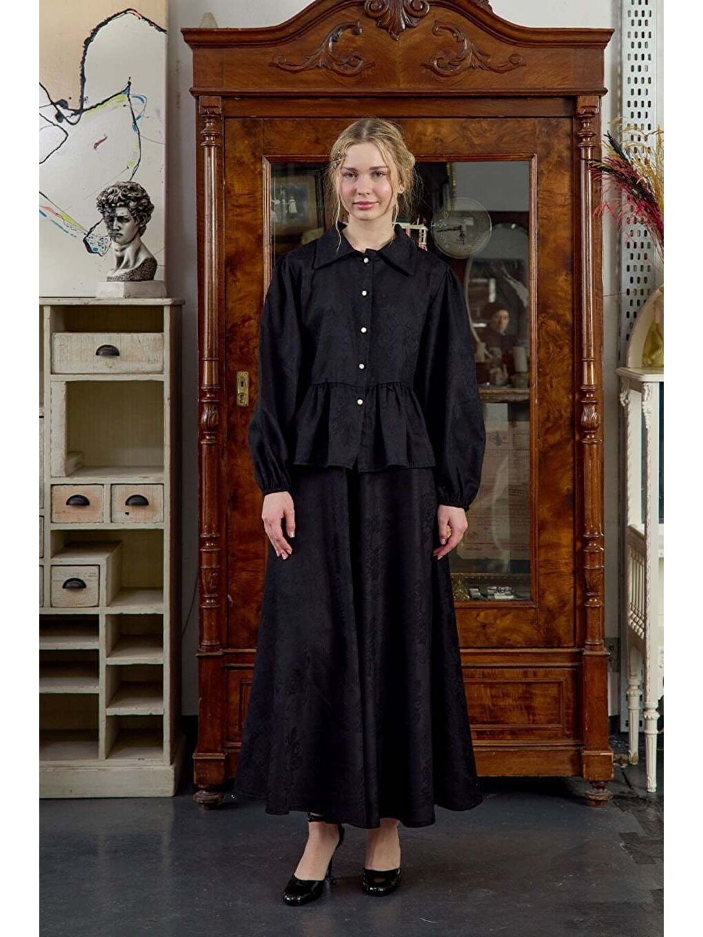 Siyah Jakarlı Gömlek Etek Takım-2