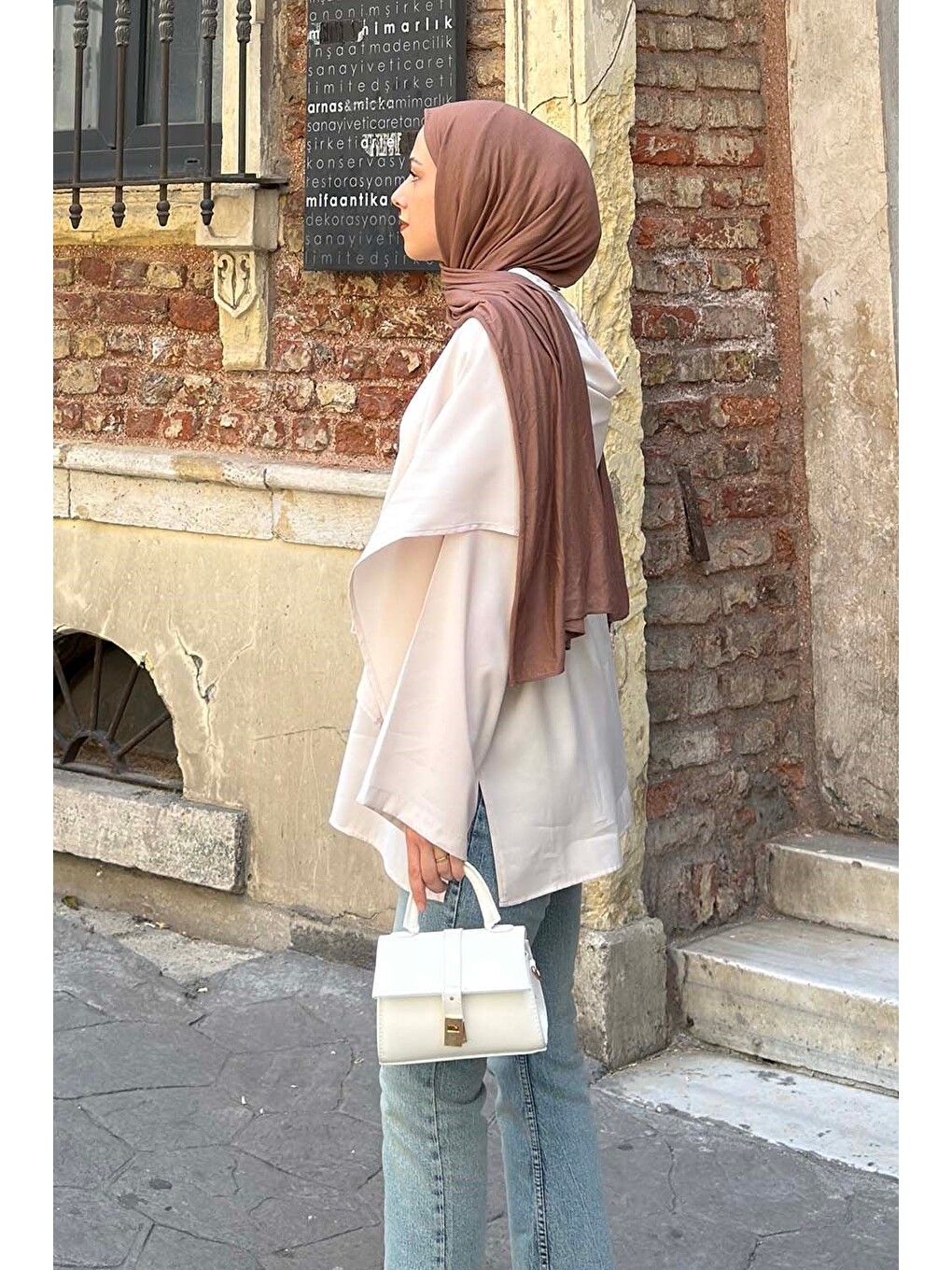 Pelerin Detaylı Oversize Tunik Bej-1