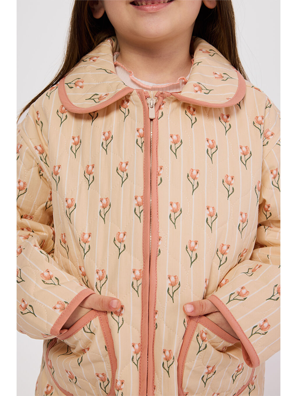 Kız Çocuk Lale Desenli Cepli Kapitone Bej Ceket-1