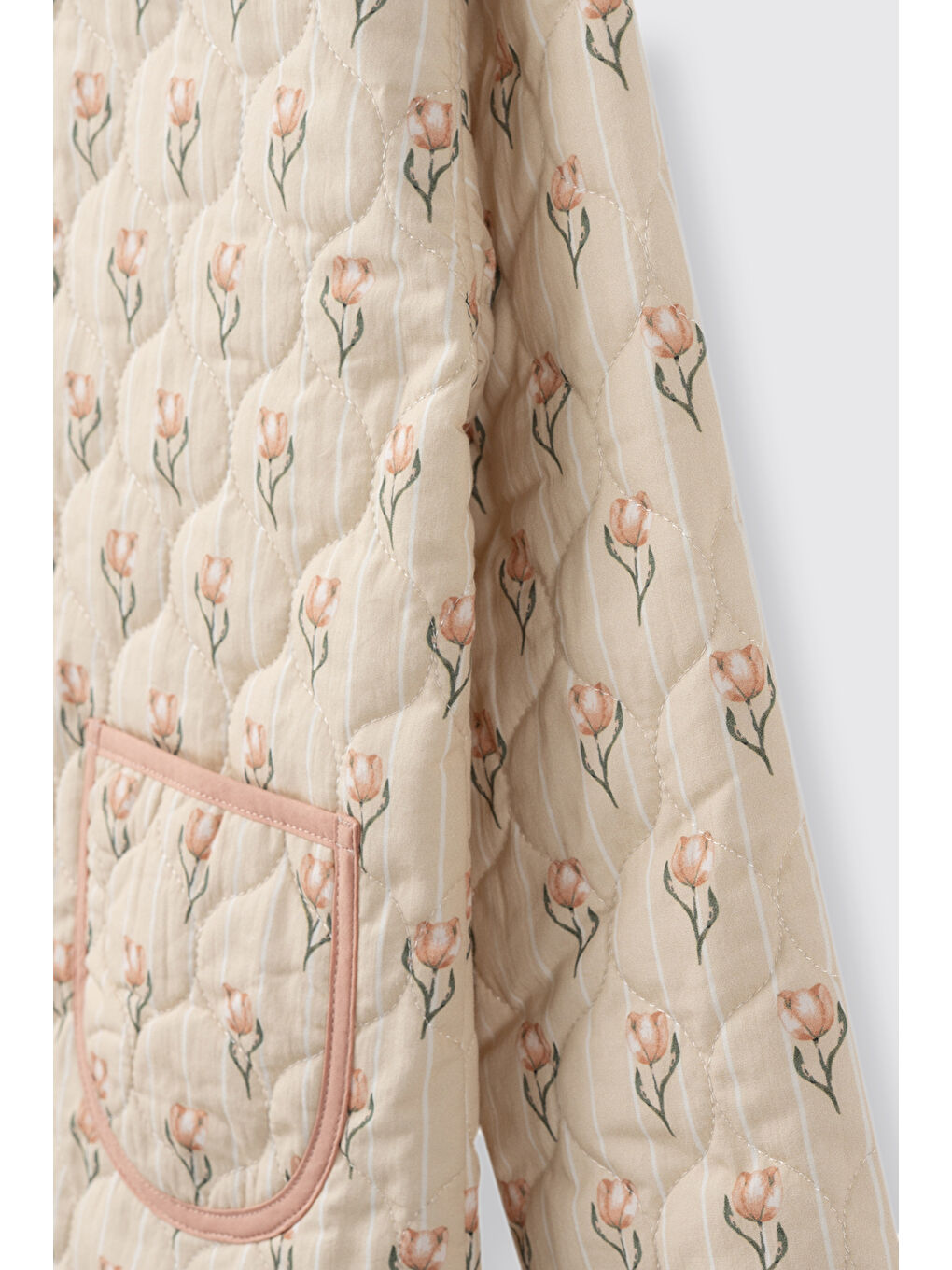 Kız Çocuk Lale Desenli Cepli Kapitone Bej Ceket-4