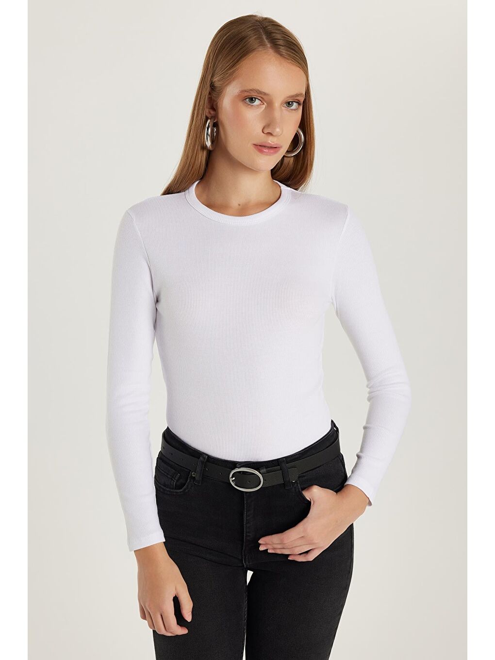 Kadın Modal Kumaş Slim Fit Dar Kesim Bisiklet Yaka Beyaz Bluz