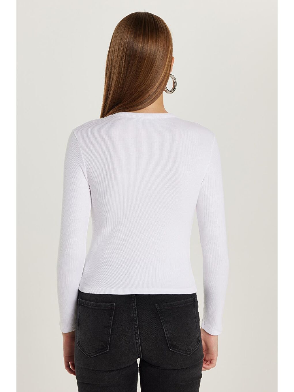 Kadın Modal Kumaş Slim Fit Dar Kesim Bisiklet Yaka Beyaz Bluz-4