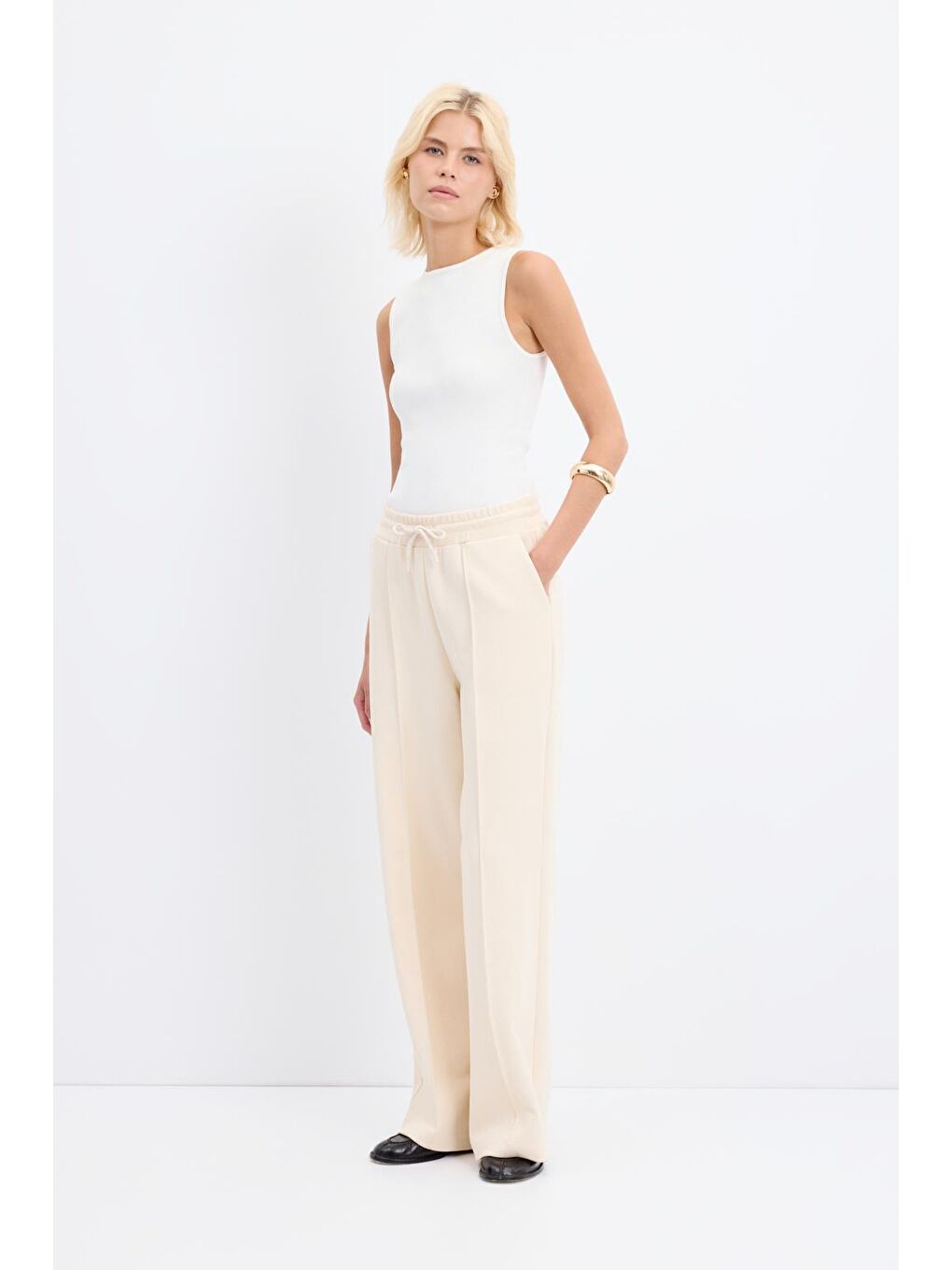 Ekru Yüksek Bel Dikiş Detaylı Rahat Kesim Pantolon Krem-2