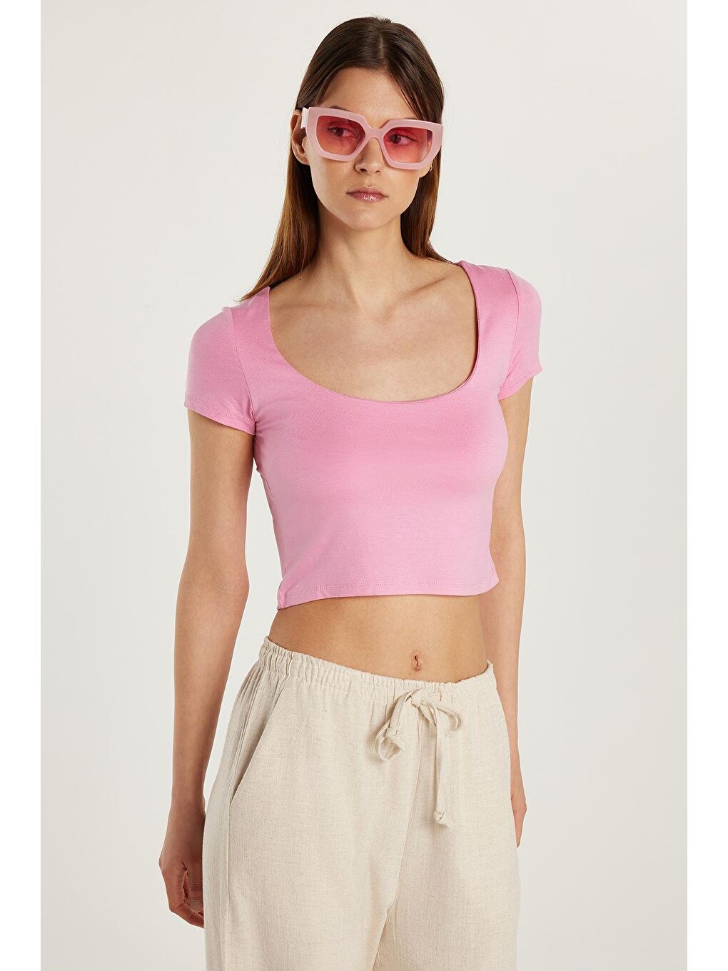 Kadın Slim Fit Dar Kesim Kısa Kollu U Yaka Pembe Bluz-3