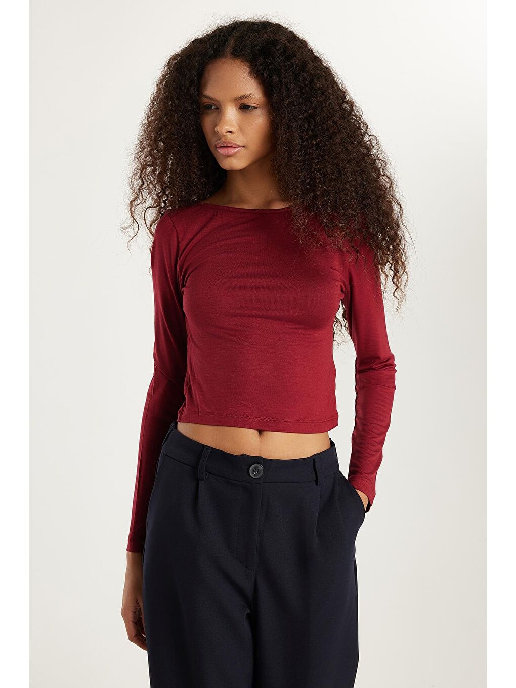Kadın Slim Fit Dar Kesim Sırt Detaylı Bordo Bluz-1