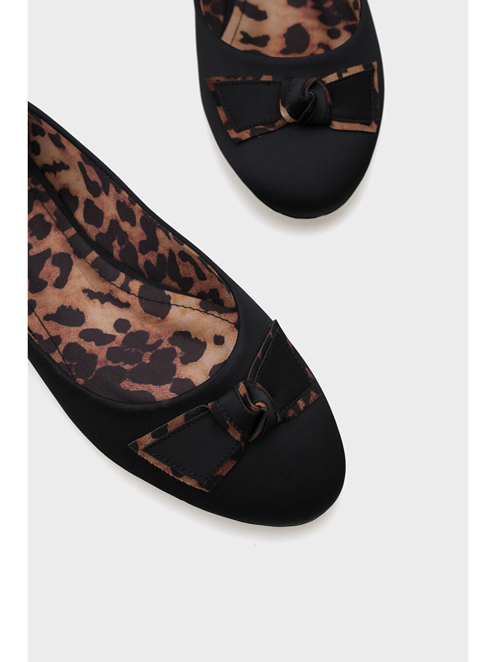 Siyah Aveline Saten Leopar Kadın Babet-2