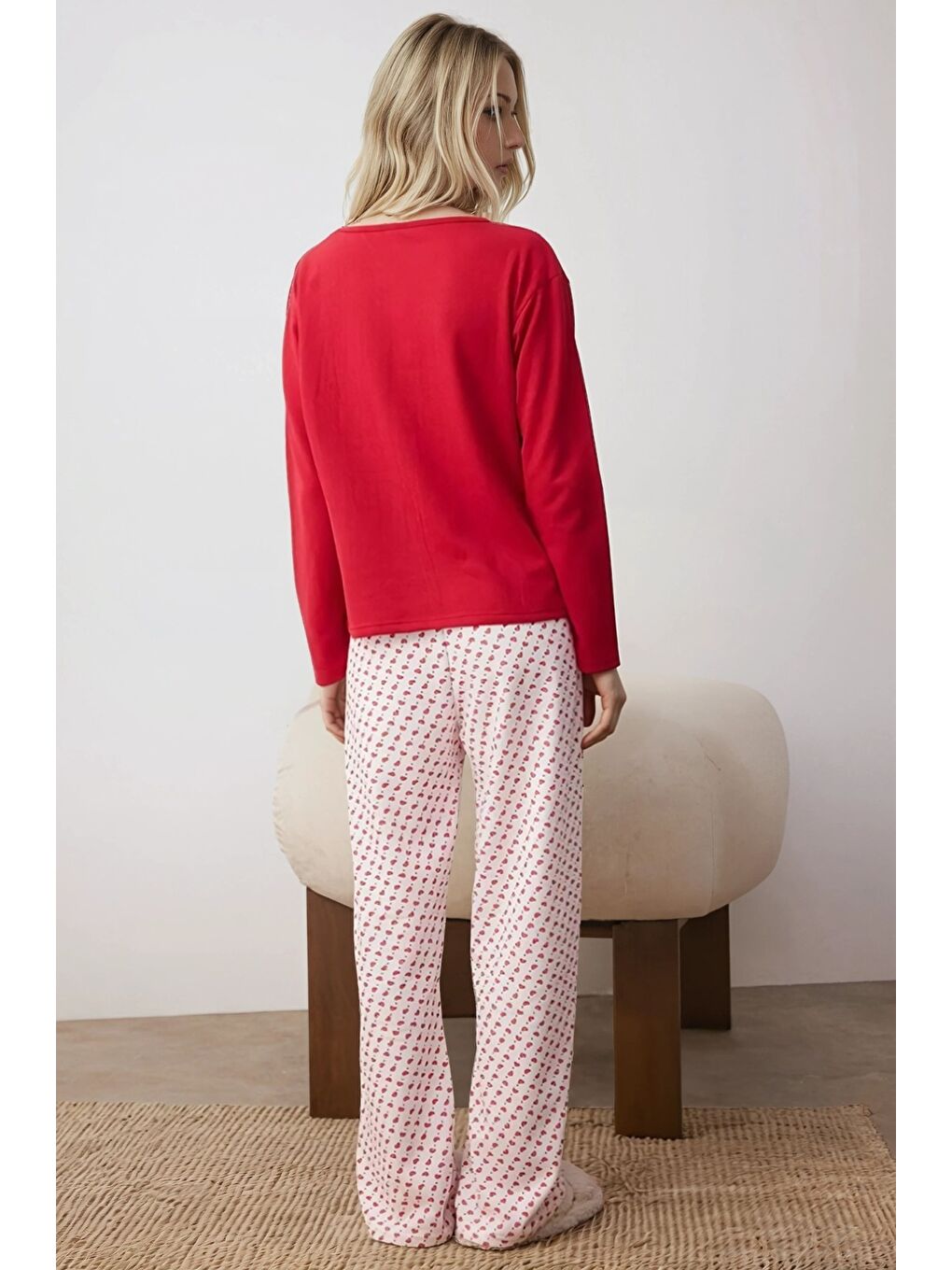 Kırmızı First I Need Coffee Baskılı Kalpli Pijama Takım-2