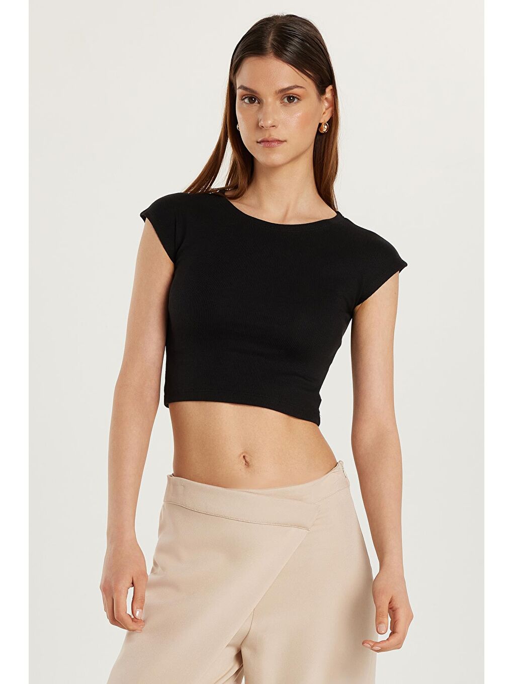 Kadın Modal Kumaş Slim Fit Dar Kesim Kısa Kollu Bisiklet Yaka Siyah Bluz-3