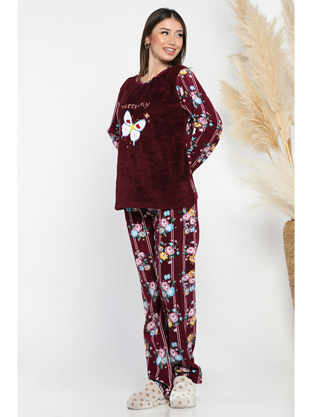 Mürdüm Desenli Kadın Polar Pijama Takımı-1