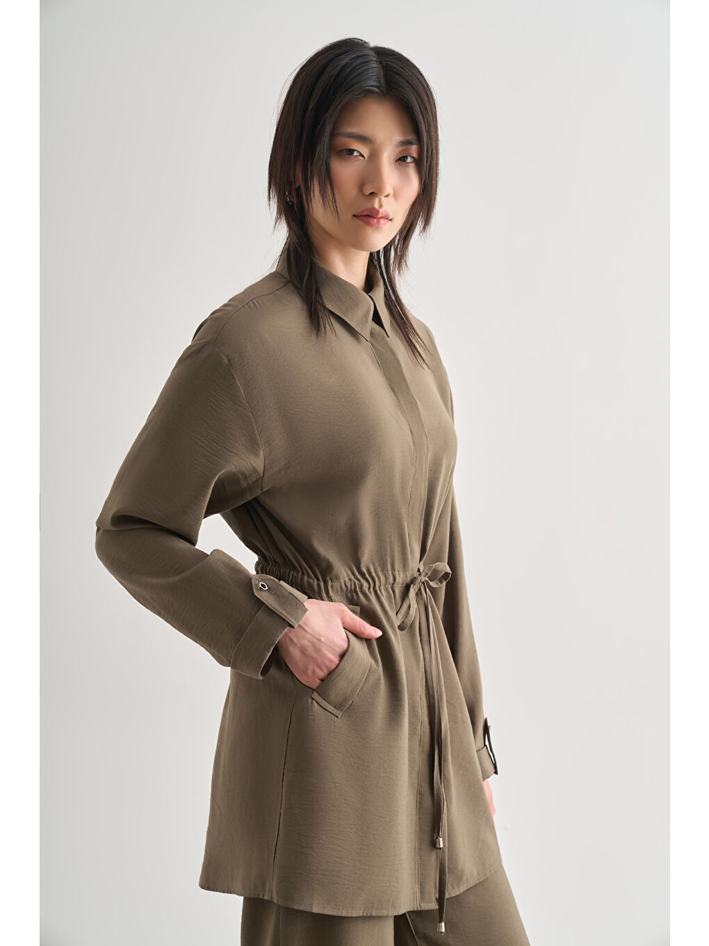 Çift Cepli Beli İp Büzgülü Modal Haki Tunik-1