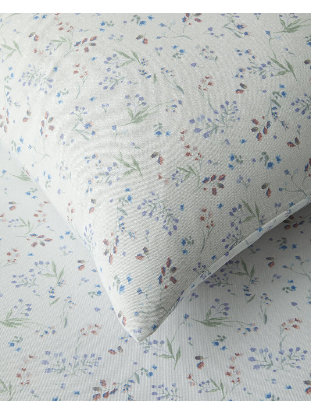 Sweety Meadow Kolay Ütülenir Çift Kişilik Nevresim Seti 200x220 cm Lila-4