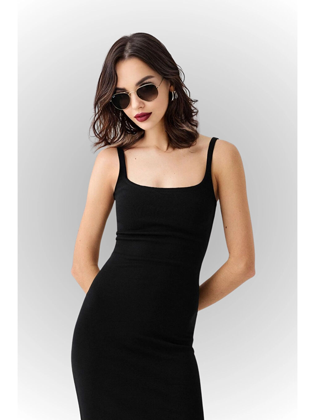 Kadın Siyah Askılı Kare Yaka Midi Elbise HZL25S-ZK11621