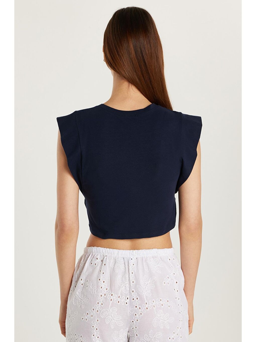 Kadın Slim Fit Dar Kesim Sıfır Kollu Bisiklet Yaka Lacivert Bluz-4