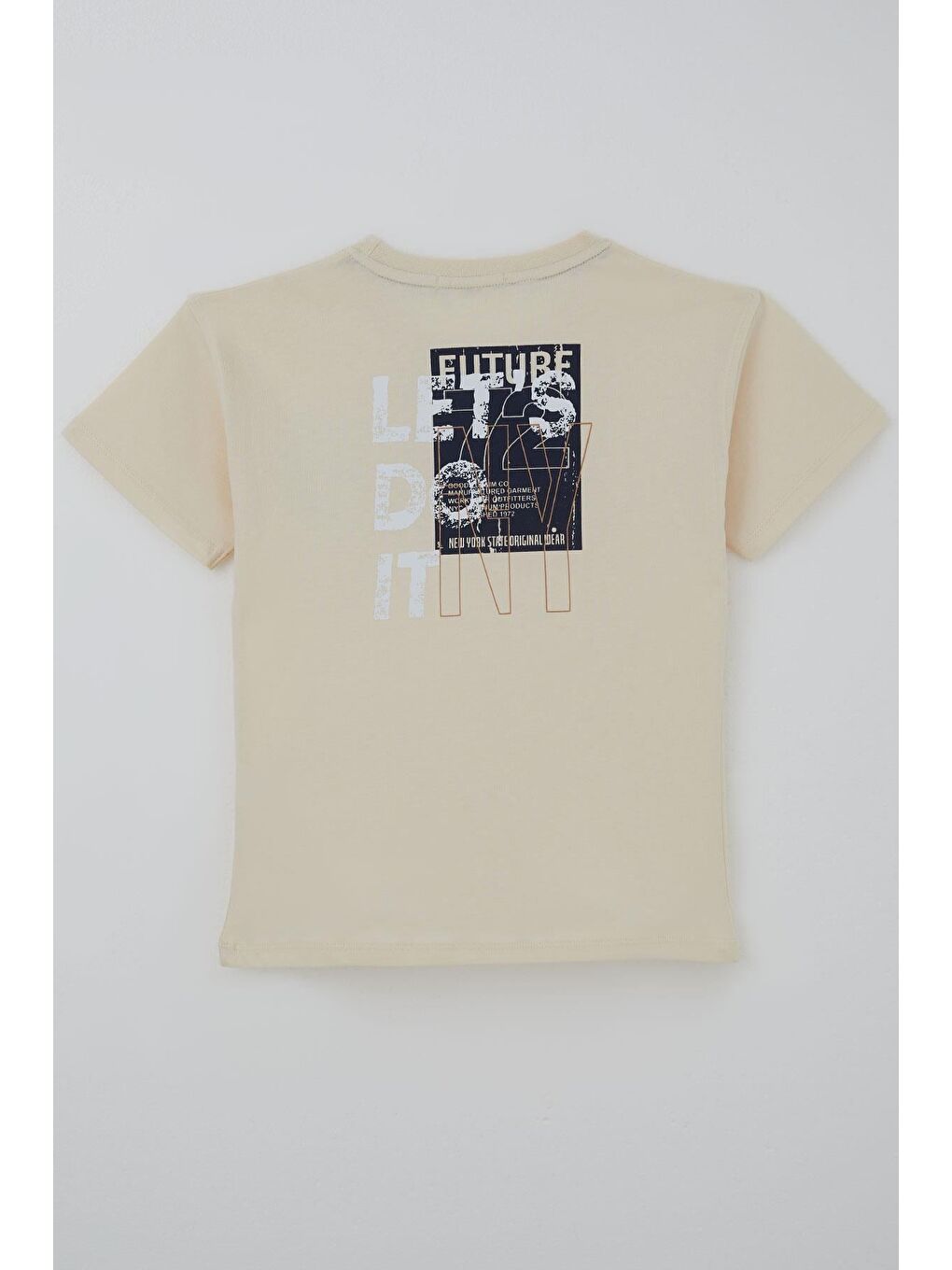 Ekru Erkek Çocuk Tişört Sırt Baskı Detaylı Yazı Baskılı Krem (5-10 Yaş)-1