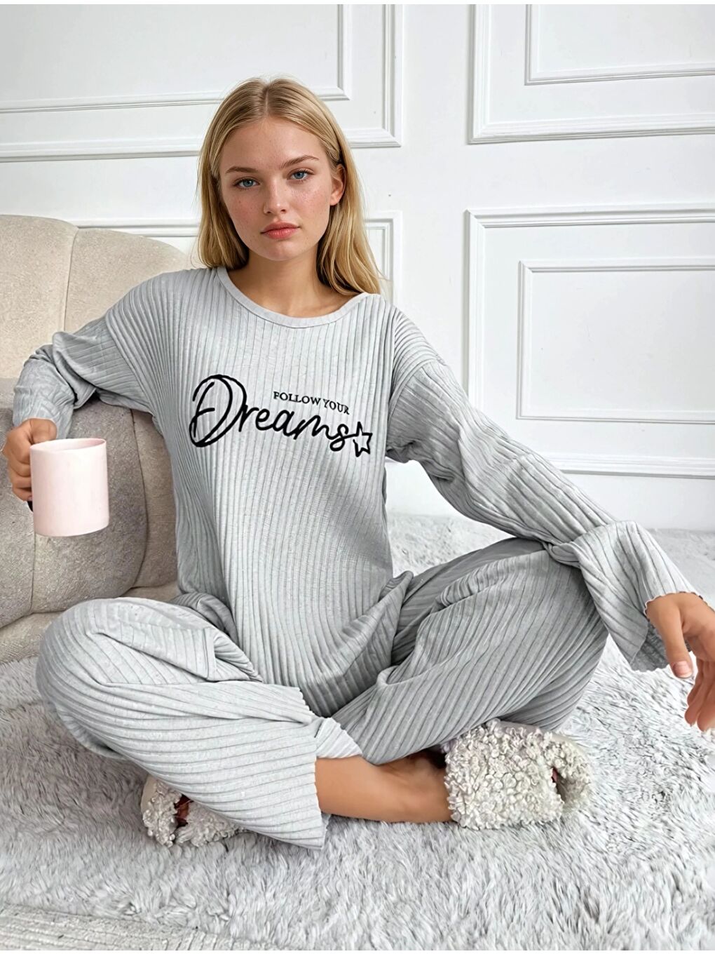 Gri Follow Your DreamsBaskılı Fitilli Polar Pijama Takımı