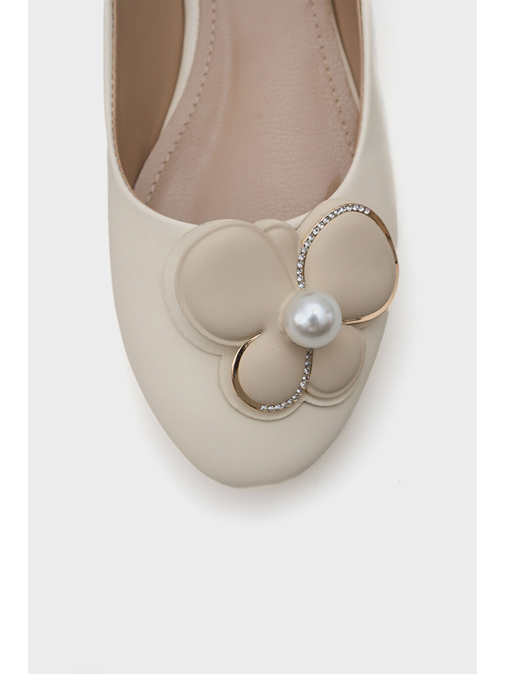 Bej Blanca İncili Çiçekli Aksesuarlı Kadın Babet-2