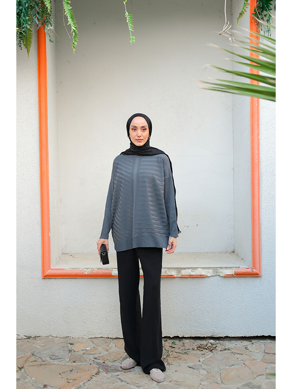 Gri Kadın Kendinden Çizgi Desen Tunik Füme-2