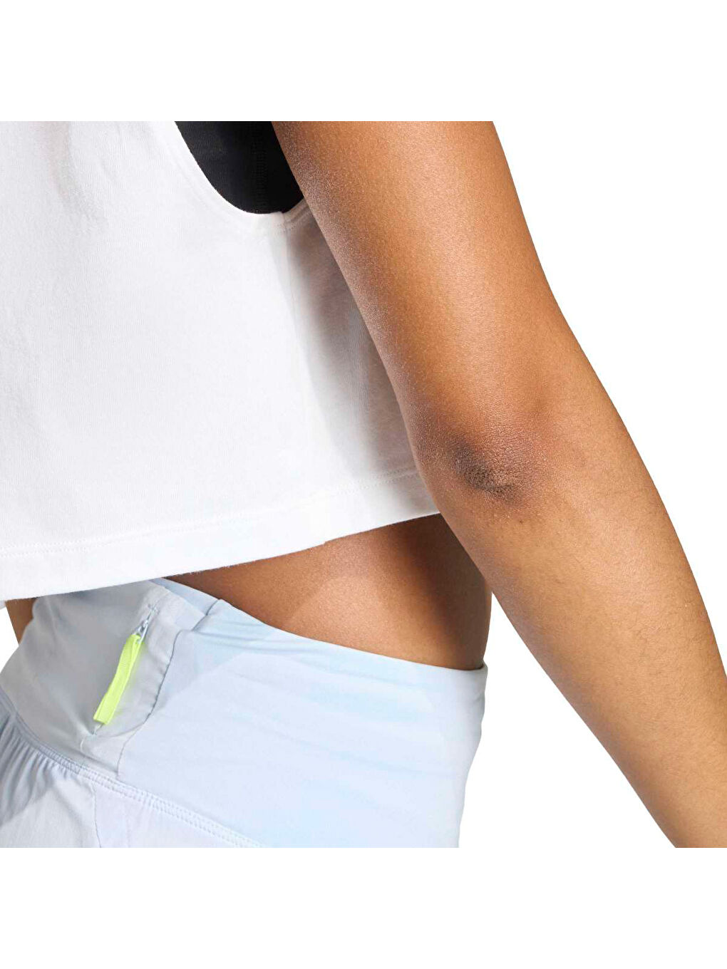 Running Essentials Kadın Beyaz Yuvarlak Yaka Crop-2