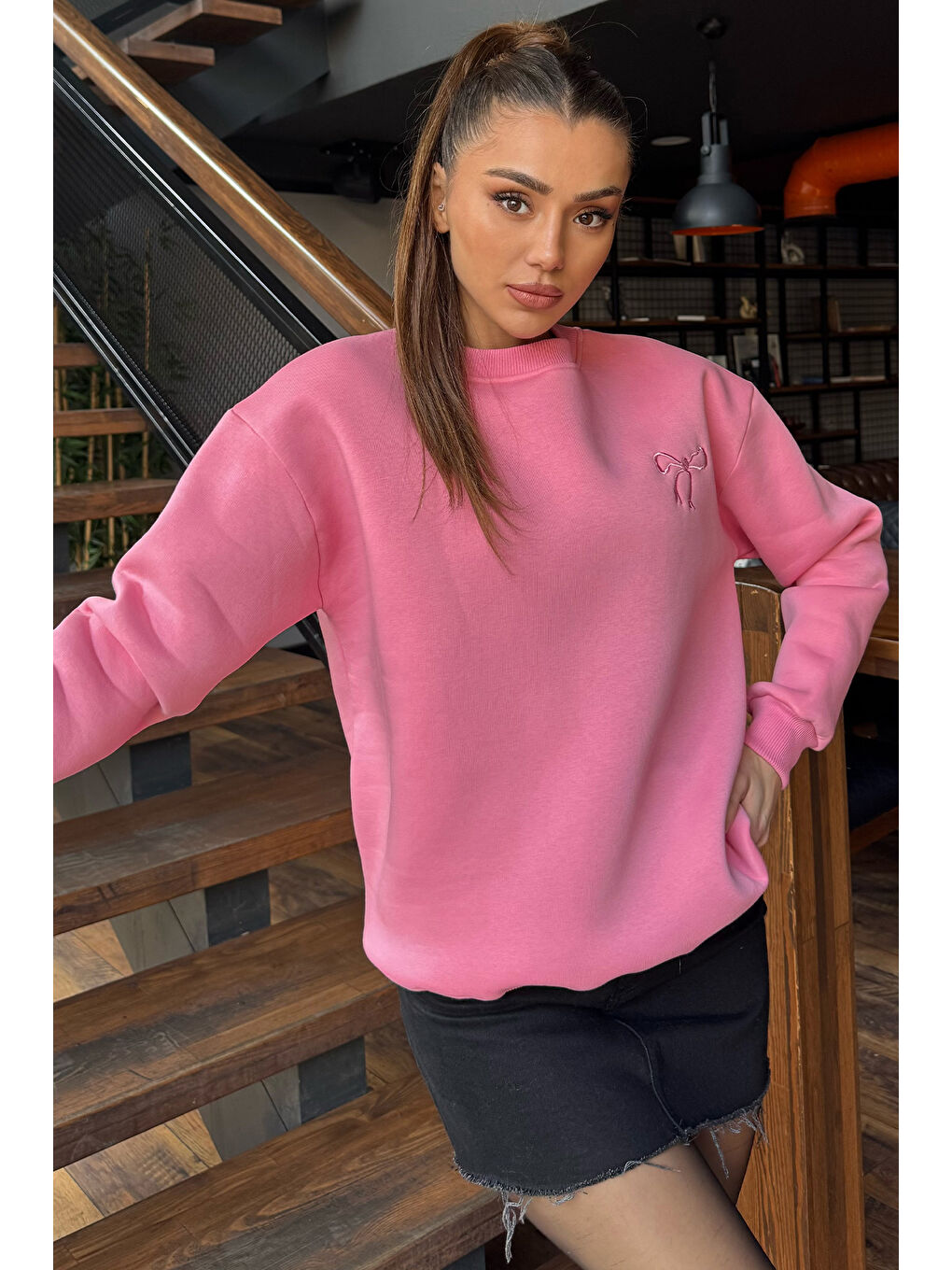 GÜLSELİ Pembe Kadın Fiyonk Nakışlı Şardonlu Sweatshirt