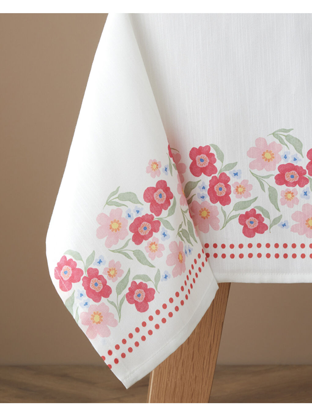 Bright Bloom Polyester Masa Örtüsü 150x200 cm Beyaz - Pembe-1