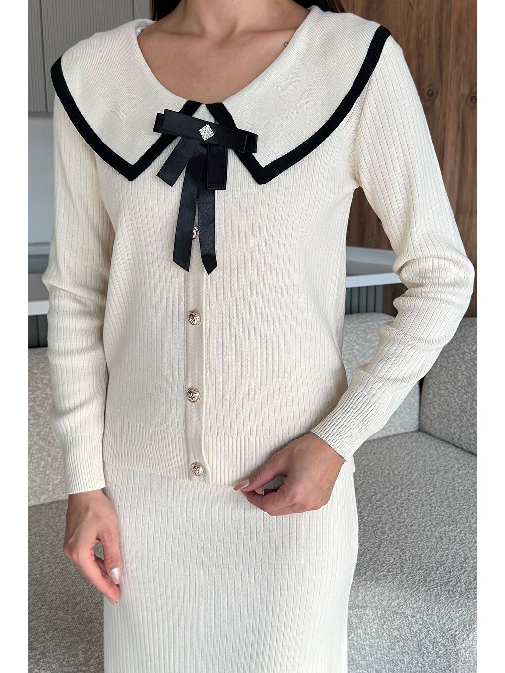 Ekru Bebe Yaka Hırka Görünümlü Bluz Etek Triko İkili Takım-2