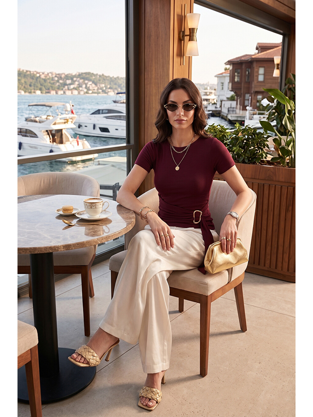 Mürdüm Toka Detaylı Fitted Fit Kayık Yaka Bluz 5862707-1