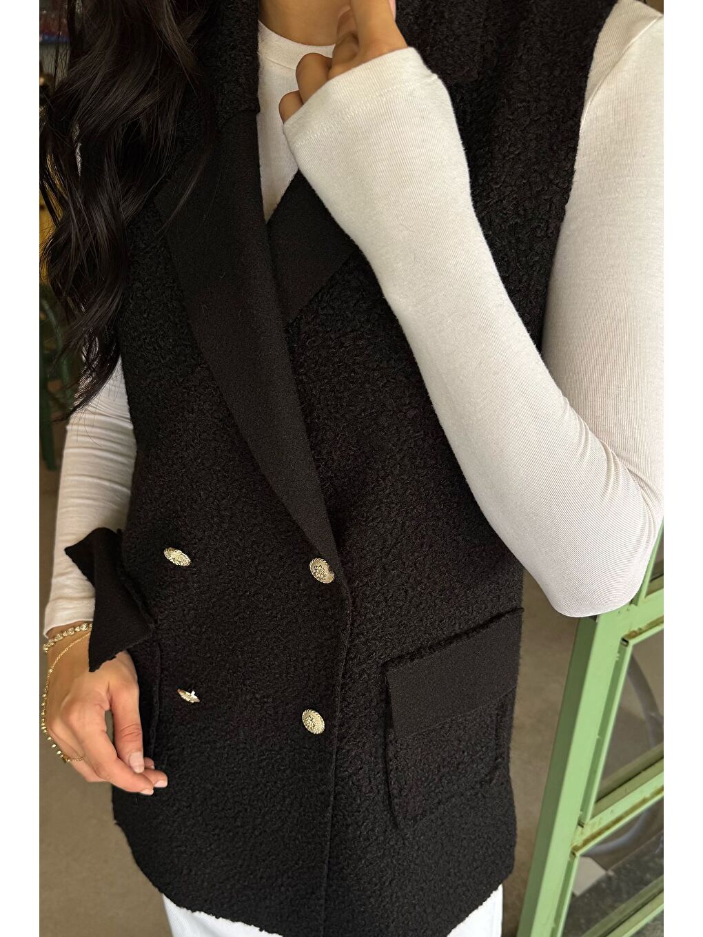 Siyah Kadın Buklet Yelek-3