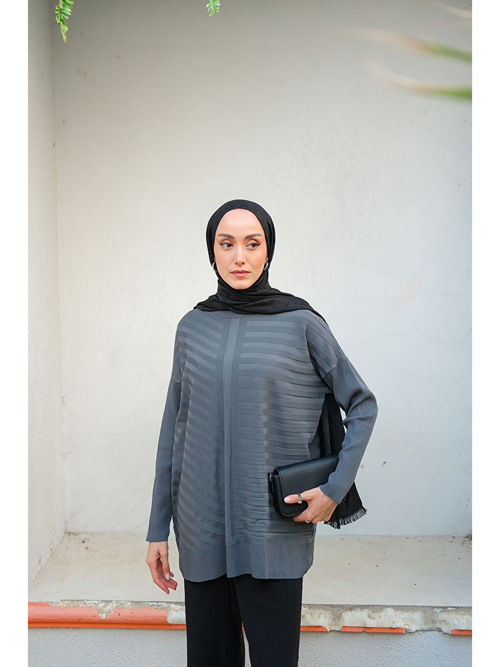 Gri Kadın Kendinden Çizgi Desen Tunik Füme-4