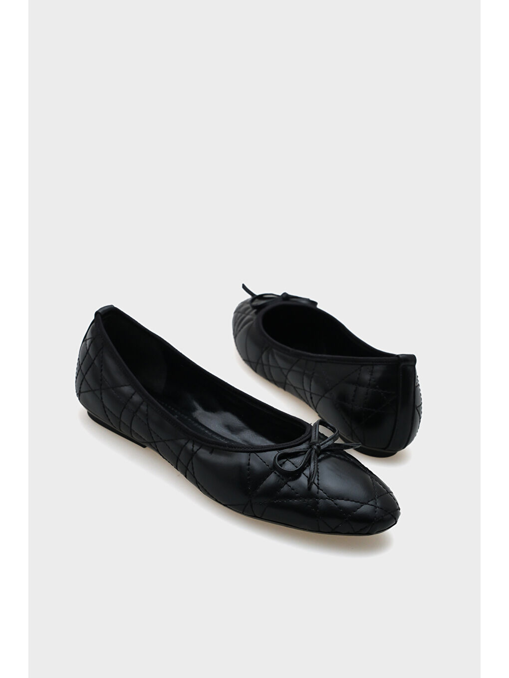 Siyah Bella Kapitone Kadın Babet-4