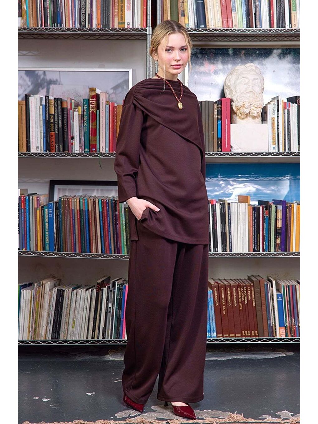 Kahverengi Acı Kahve Atkılı Tunik Bol Paça Pantolon Takım