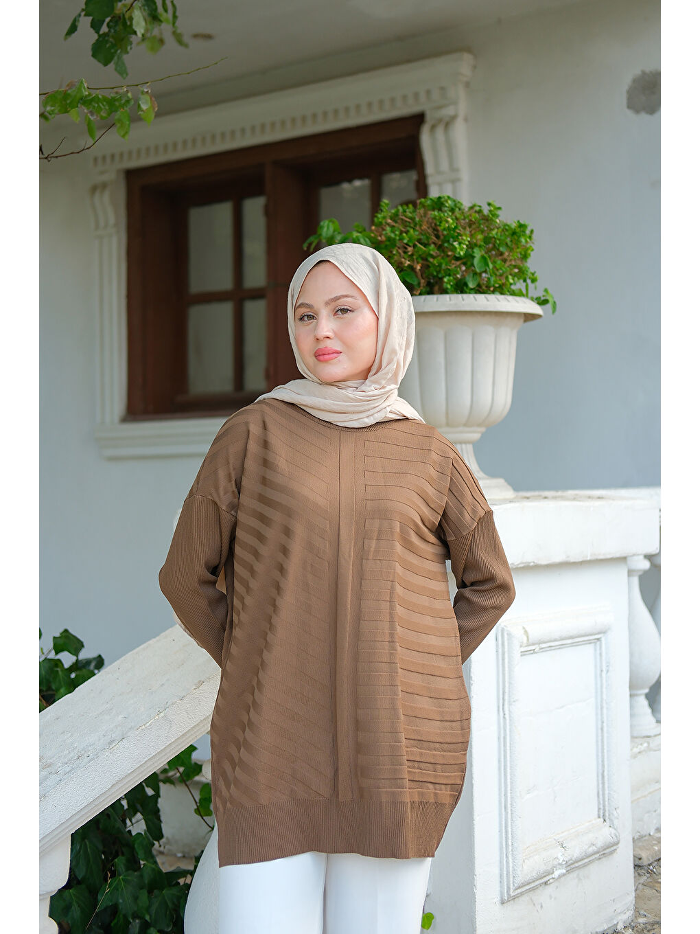 Kadın Kendinden Çizgi Desen Tunik Kahverengi-3