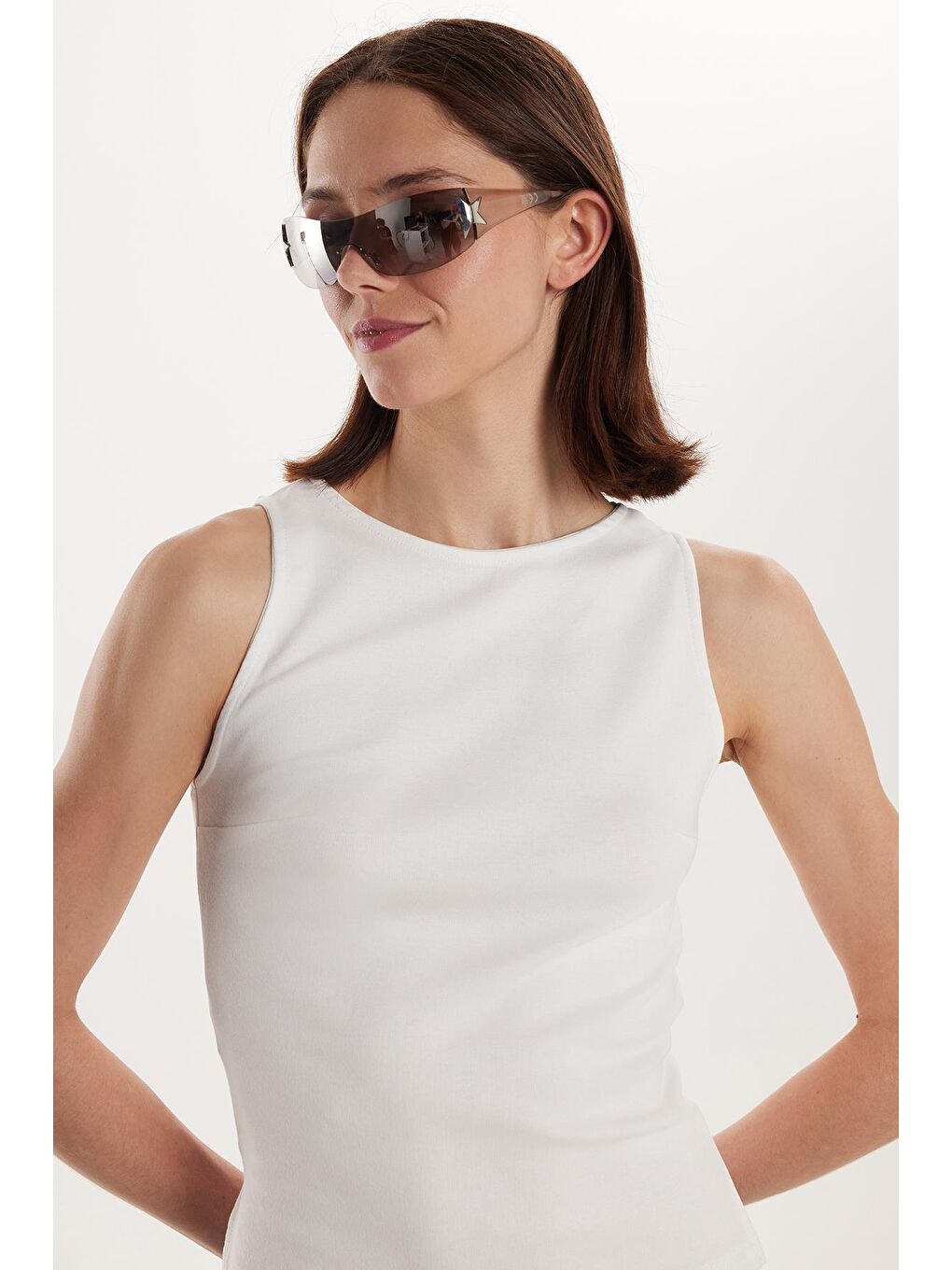 Kadın Modal Kumaş Slim Fit Dar Kesim Bisiklet Yaka Düz Basic Ekru Bluz-1