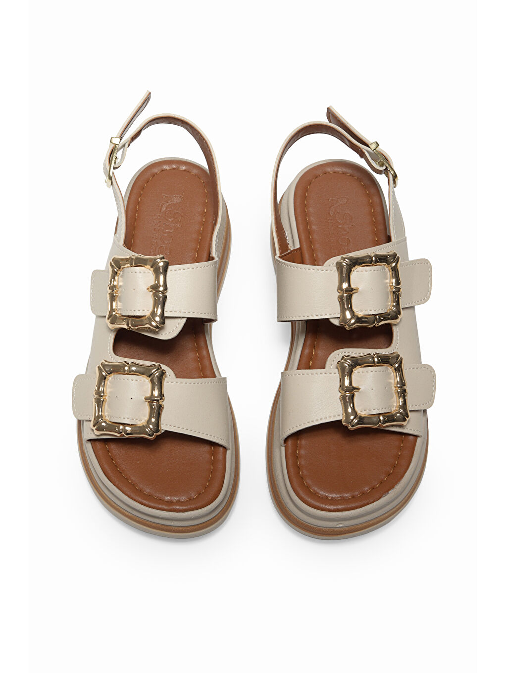 Kadın Bej Rahat Kalıp Yüksek Taban Tokalı Sandalet-1