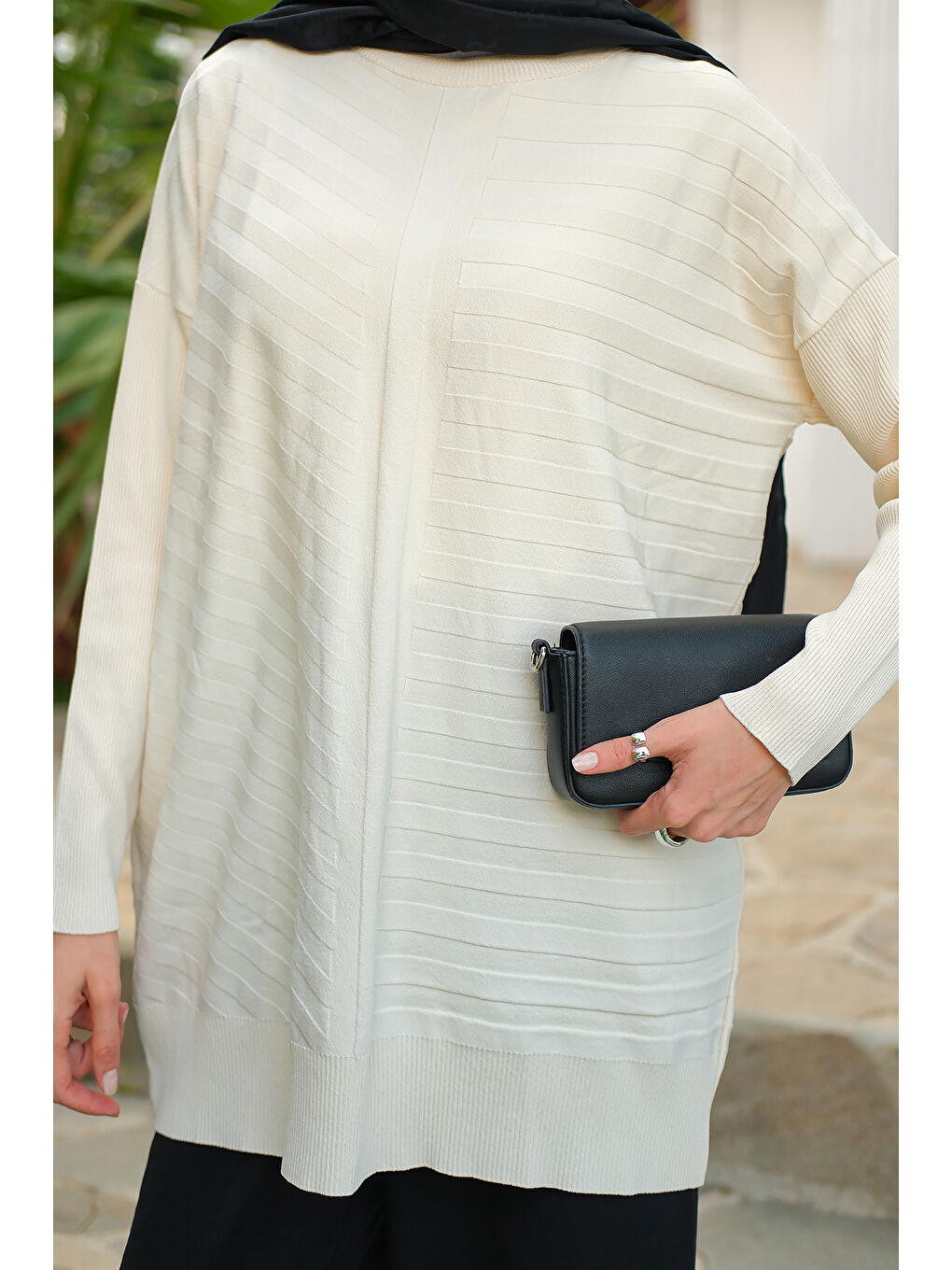 Kadın Kendinden Çizgi Desen Tunik Ekru-4