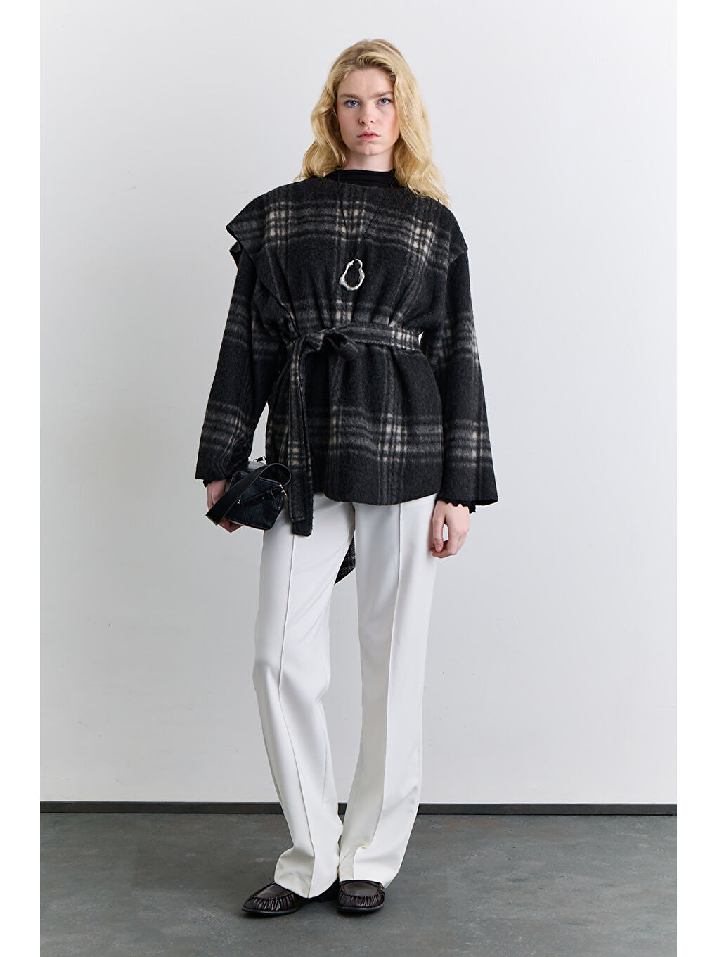 Şal Detaylı Ekose Panço Antrasit