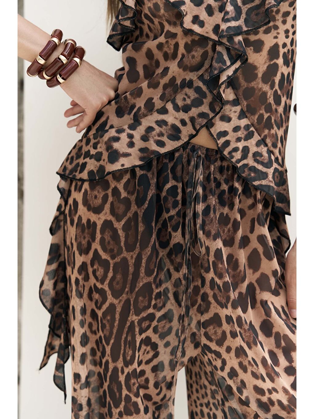 Bej Sulliven Fırfır Detay Leopar Crop Pantolon Takım-7
