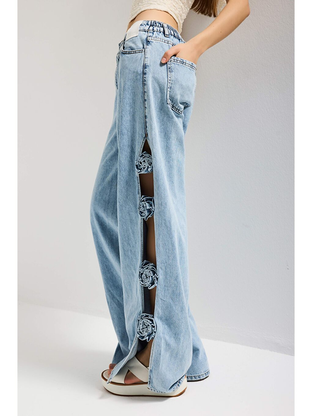 Mavi Kadın Jean Rengi Palazzo Fit Gül Detaylı Özel Tasarım Denim Jean