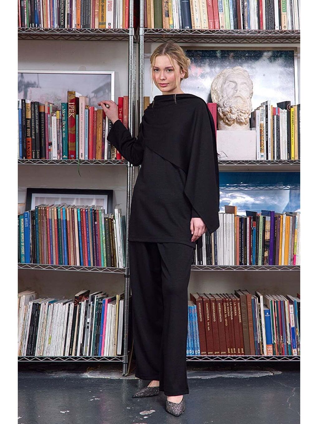 Siyah Atkılı Tunik Bol Paça Pantolon Takım-1