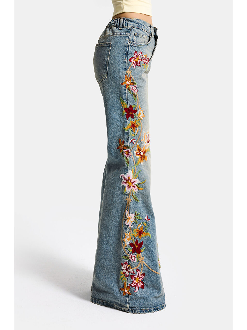 Mavi Kadın Jean Rengi 4s6-32 Flare Fit Beli Lastikli Özel Çiçek Desen Nakışlı Tasarım Denim Jean-2