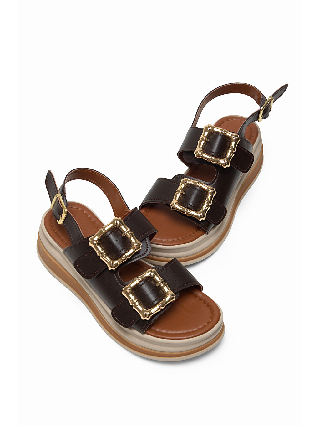 Kahverengi Kadın Kahve Rahat Kalıp Yüksek Taban Tokalı Sandalet