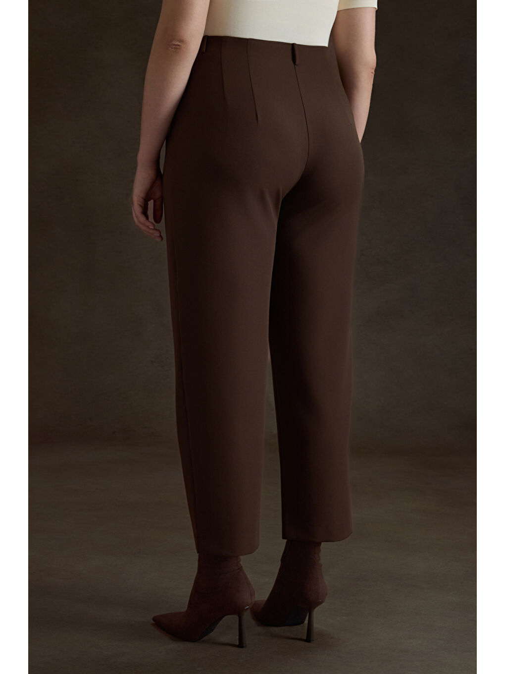 Kahverengi İç Beli Lastikli Dokuma Pantolon-4