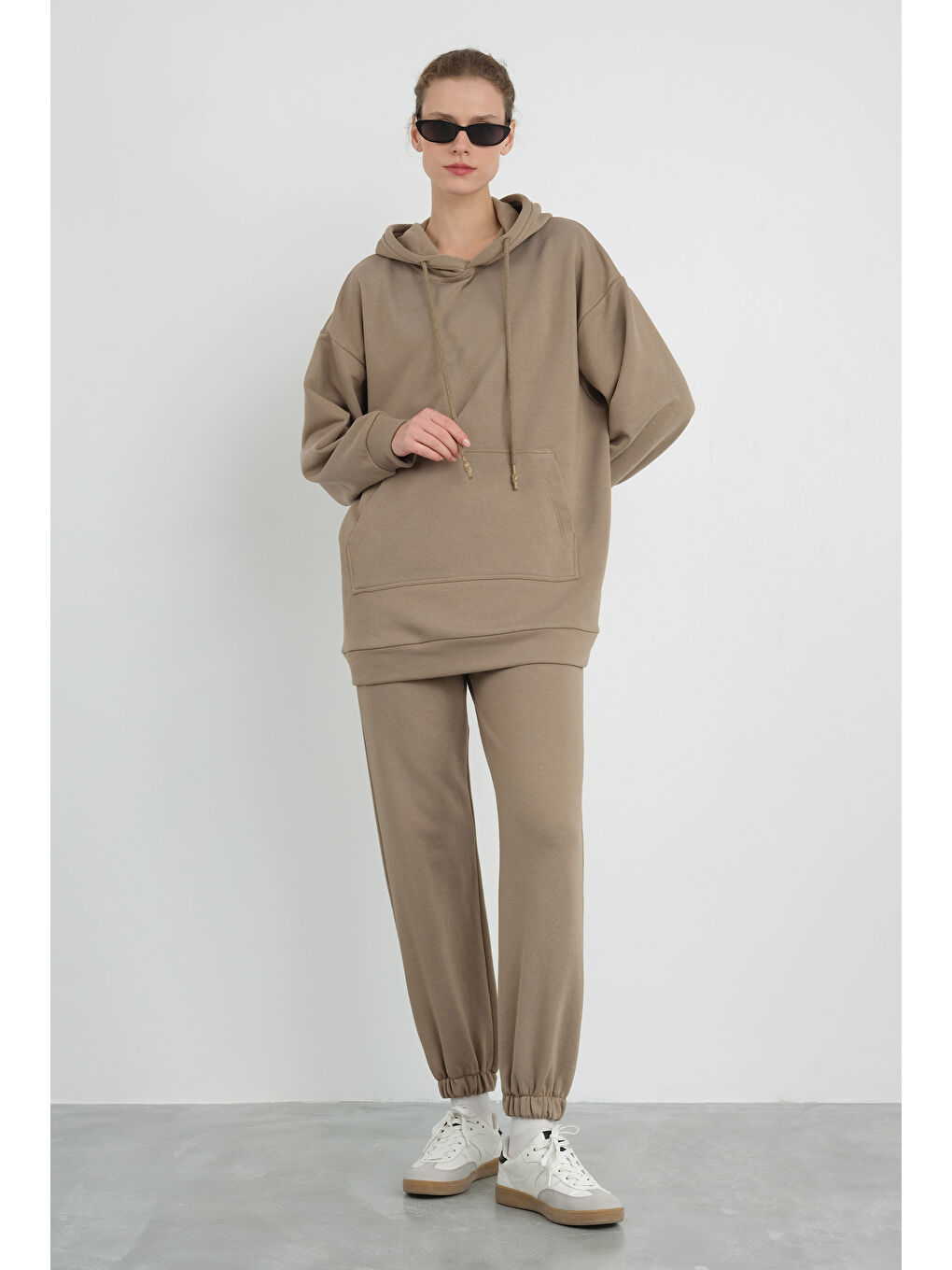 Yeşil Kapüşonlu Sweatshirt Mat Adaçayı-1