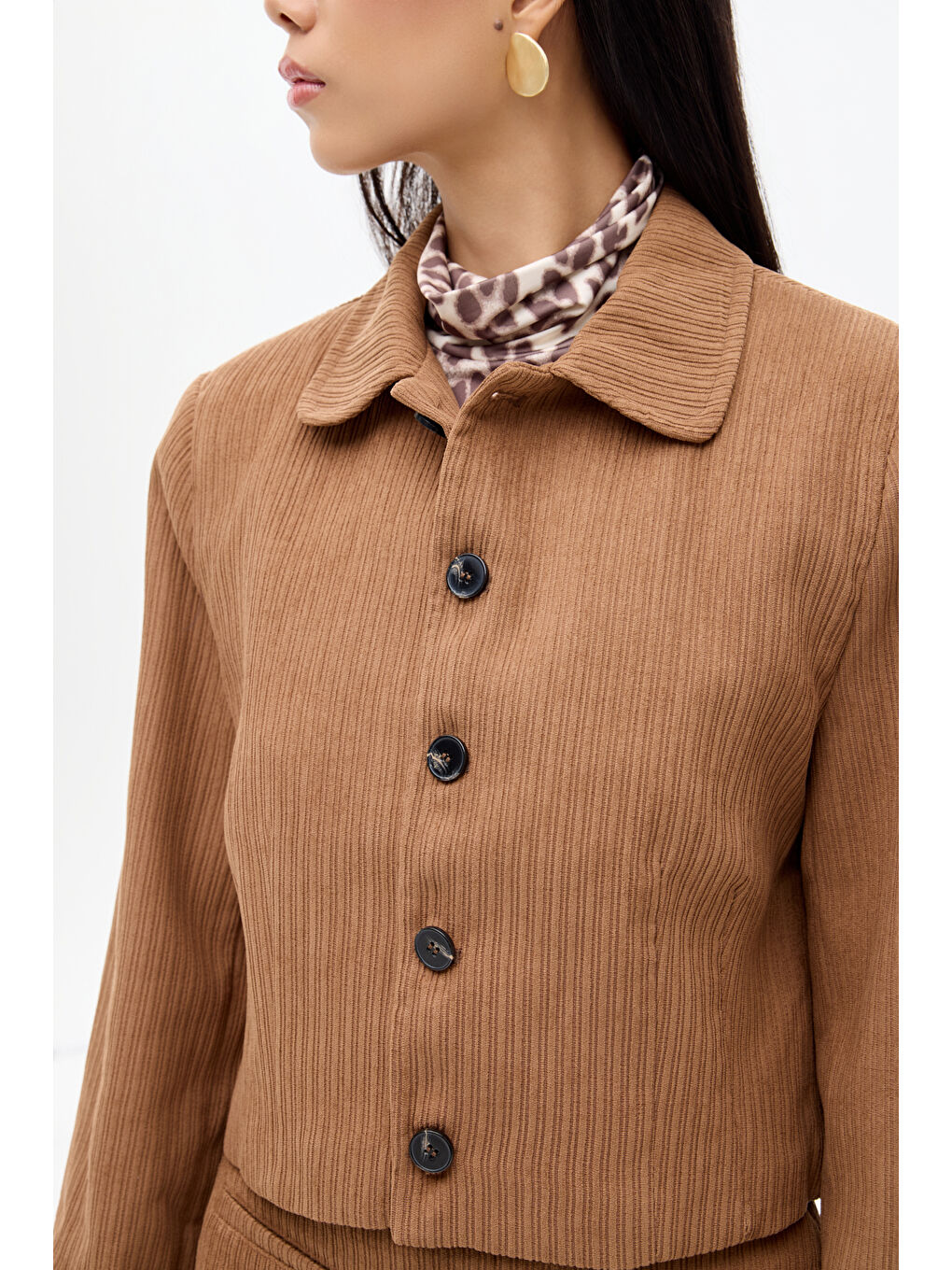 Vatkalı Gömlek Yaka Kadife Ceket Kahverengi-2