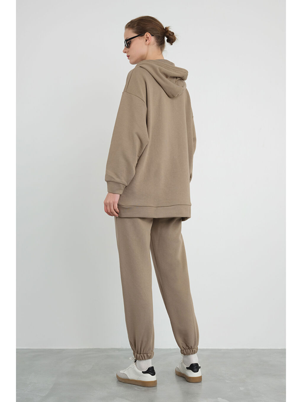 Yeşil Kapüşonlu Sweatshirt Mat Adaçayı-4