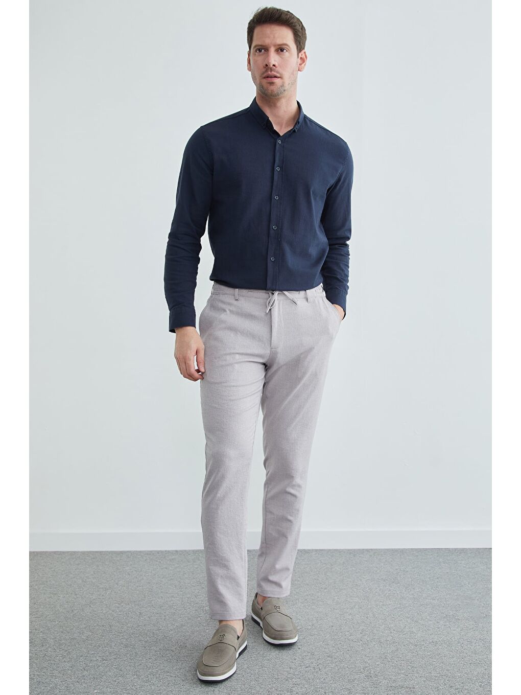 Gri Beli Lastikli Bağcıklı Jogger Pantolon-4