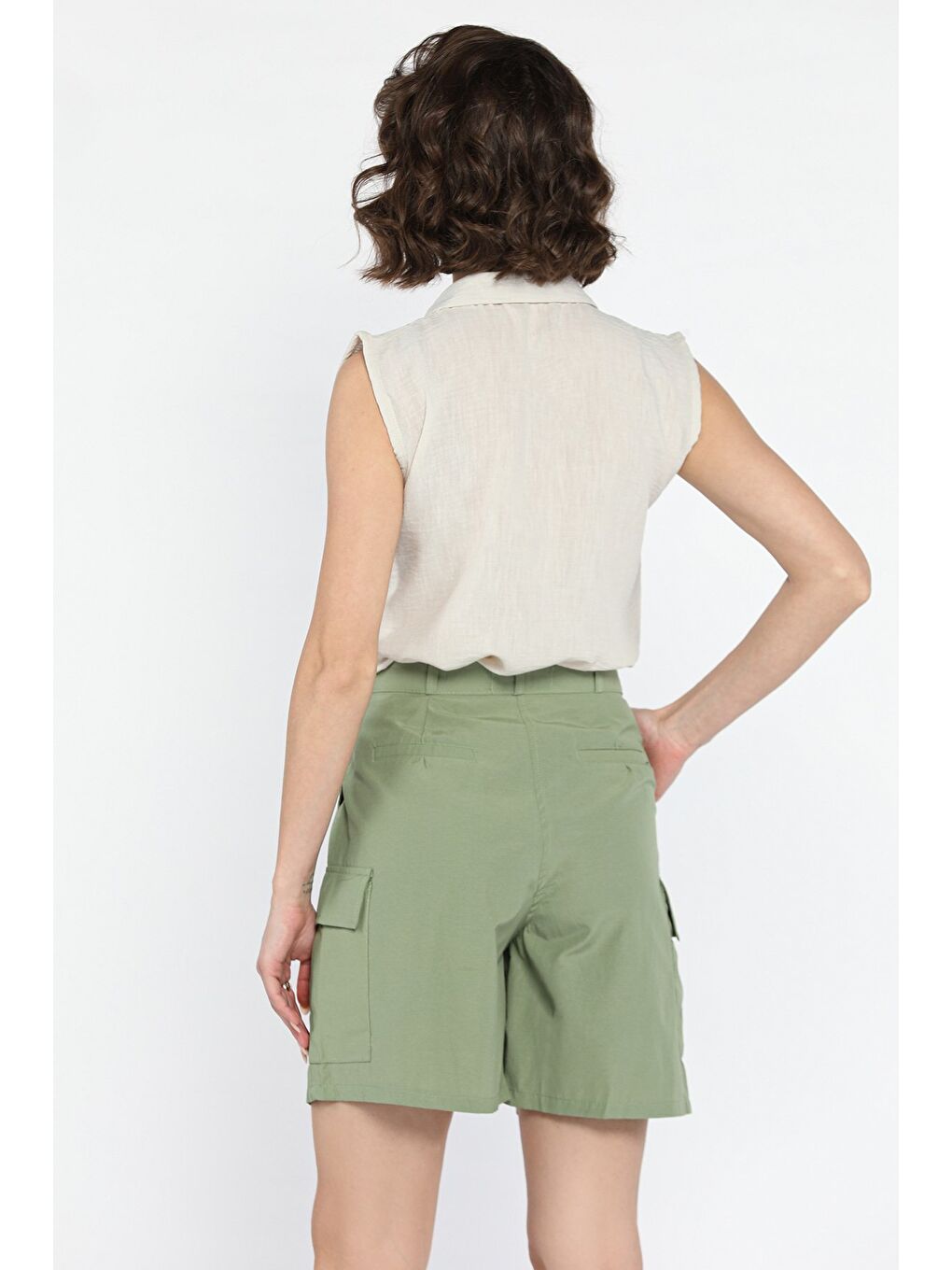 Haki Kadın Yüksek Bel Kargo Cepli Şort-2