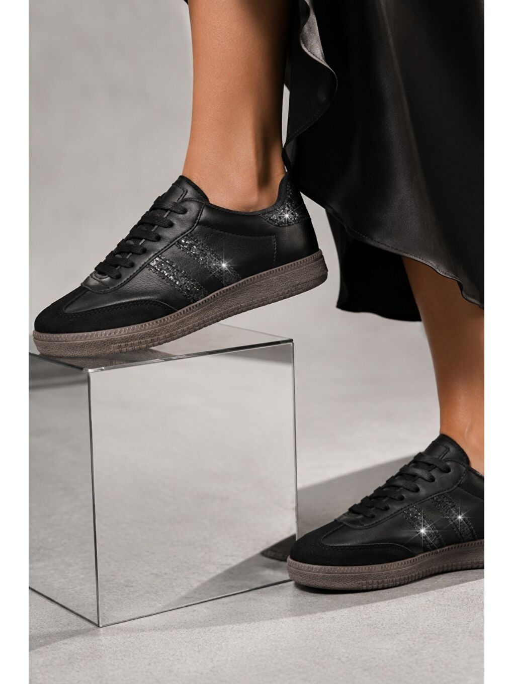 Siyah SPARKLY Kadın Sim Detaylı Günlük Sneaker Spor Ayakkabı-2