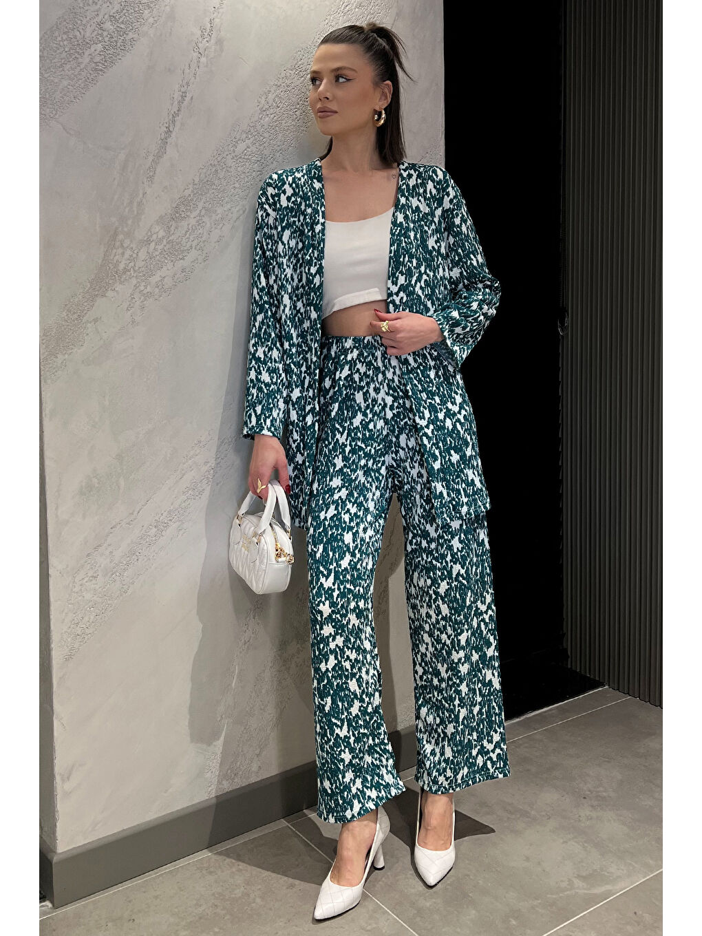 Yeşil Kadın Desenli Kimono Pantolon İkili Takım