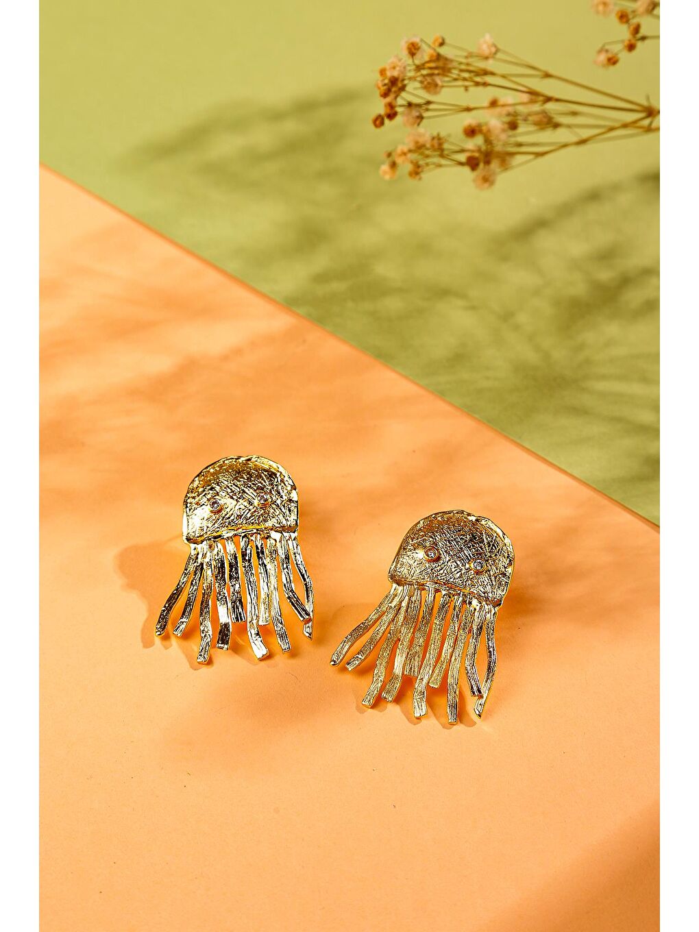 Sarı Artisan Jellyfish Denizanası Detaylı Altın Kaplama Küpe-1